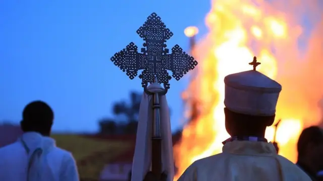 ኣከባብራ በዓል መስቀል