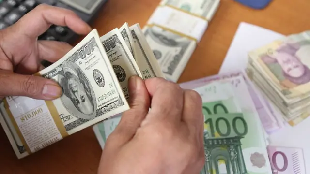دلار