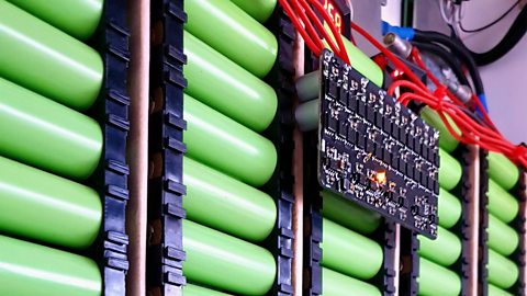 Intro circuit batteries