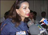 شیری رحمان 
