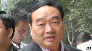 雷政富