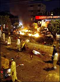 کراچی دھماکے