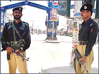 پولیس اہلکار(فائل فوٹو)