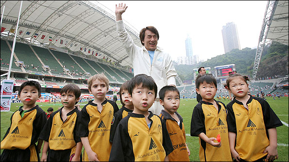 jackie_chan_595_getty.jpg