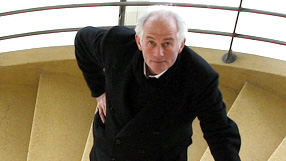 06. Dan Cruickshank