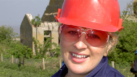 julie_hardhat.jpg