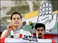 सोनिया गाँधी