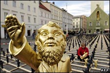 gardengnomesingermany.jpg