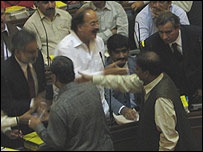 پی پی پی اور متحدہ کے اراکین 