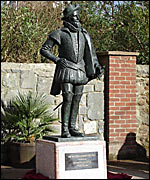 The statue of Sir Walter Raleigh