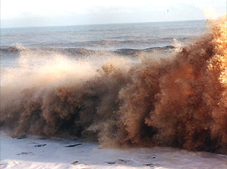 Crashing waves