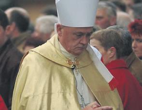 bishopjmagee_251995t.jpg