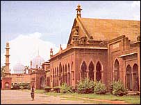 अलीगढ़ मुस्लिम यूनिवर्सिटी